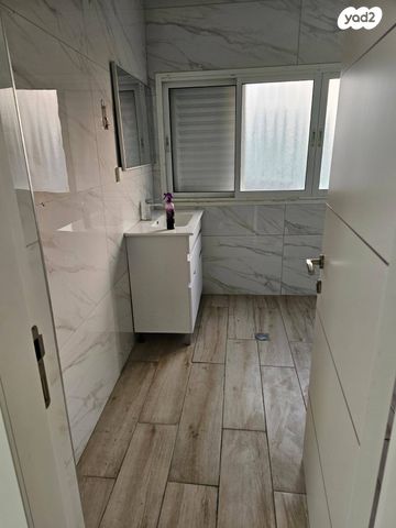 דירה, אורן, אלמוגים, קרית ים