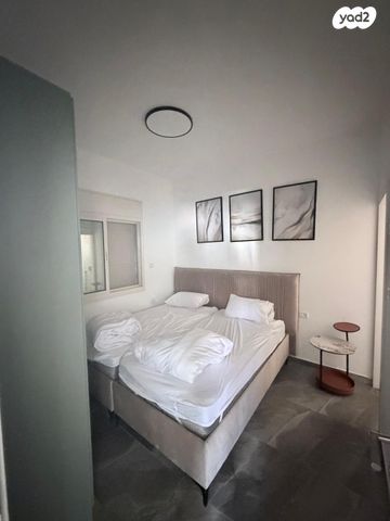 דו משפחתי, נוף הבשן, נוף הכנרת, צפת