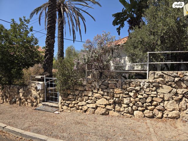 בית פרטי/ קוטג', גבעת ביל"ו, חדרה