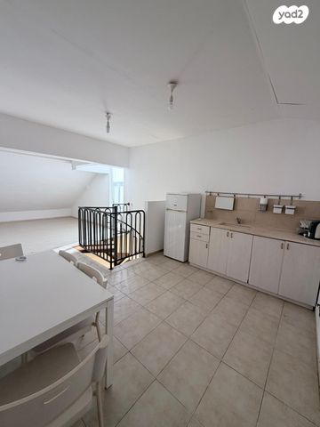 דו משפחתי, נוף הגולן, נוף הכנרת, צפת