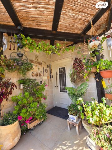 נאות הראשונים