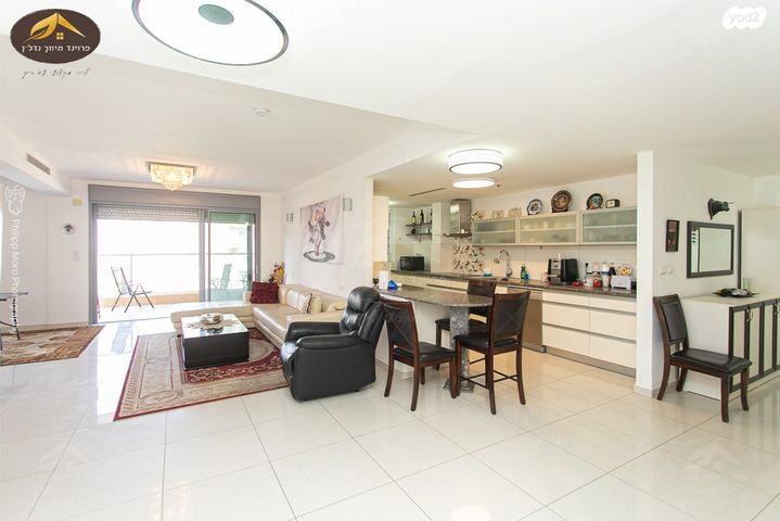 דירה, מנדל זינגר, סביוני הכרמל, חיפה