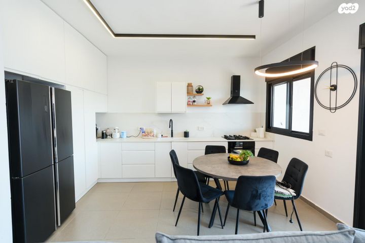 דירה, אור ים, אור עקיבא