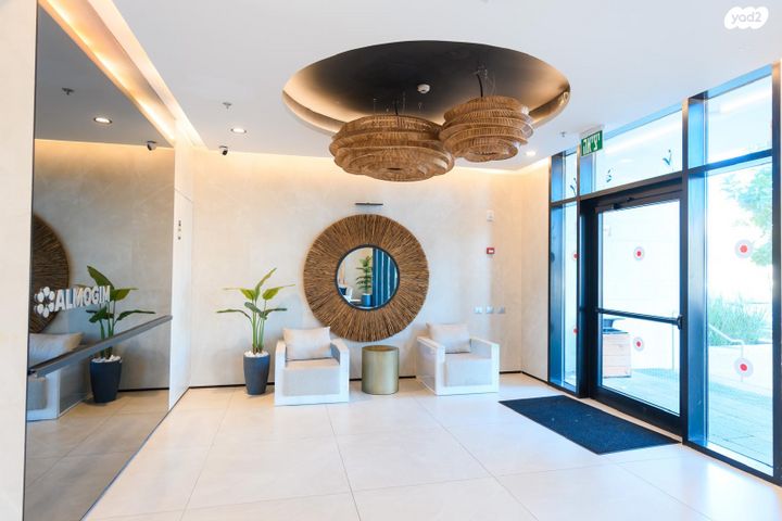 דירה, אור ים, אור עקיבא