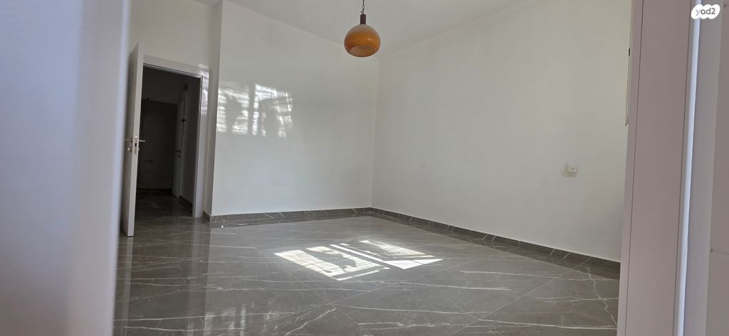 דירה, הרא"ה, יד לבנים, רמת גן