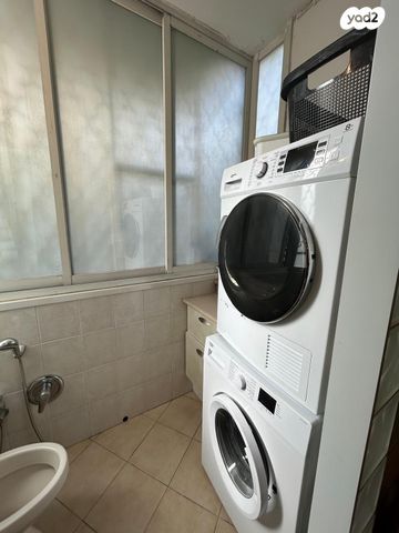 דירה, משה שרת, תל אביב יפו