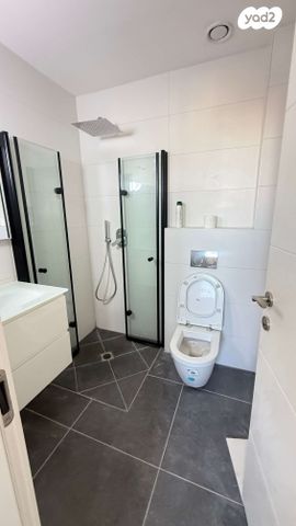 דירה, שדרות העצמאות 9, רוטשילד עצמאות, בת ים