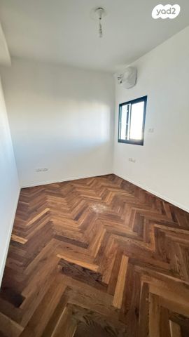 דירה, שדרות העצמאות 9, רוטשילד עצמאות, בת ים