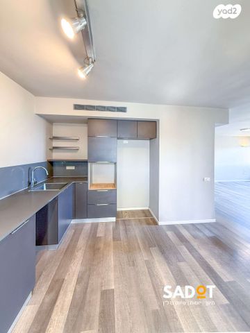 דירה, נווה רסקו, רמת השרון