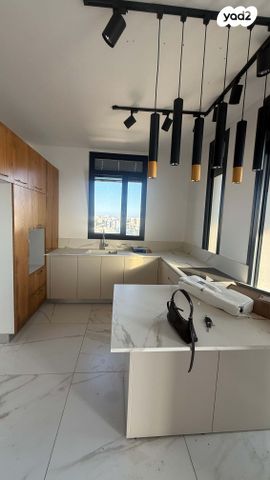 שדרות העצמאות 9