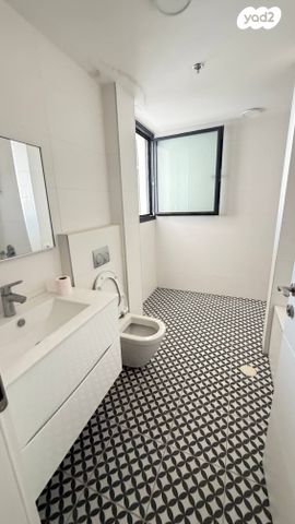 דירה, שדרות העצמאות 9, רוטשילד עצמאות, בת ים