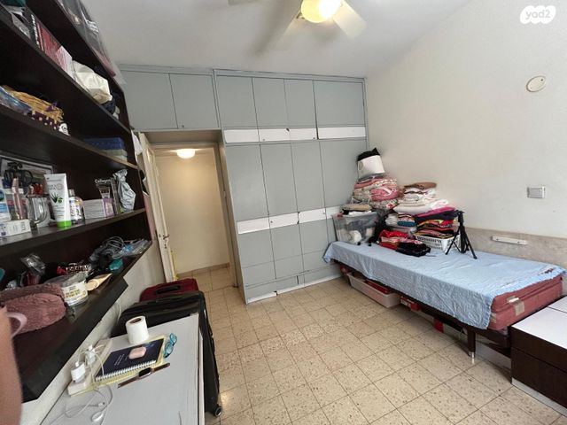 דירה, משה שרת, תל אביב יפו