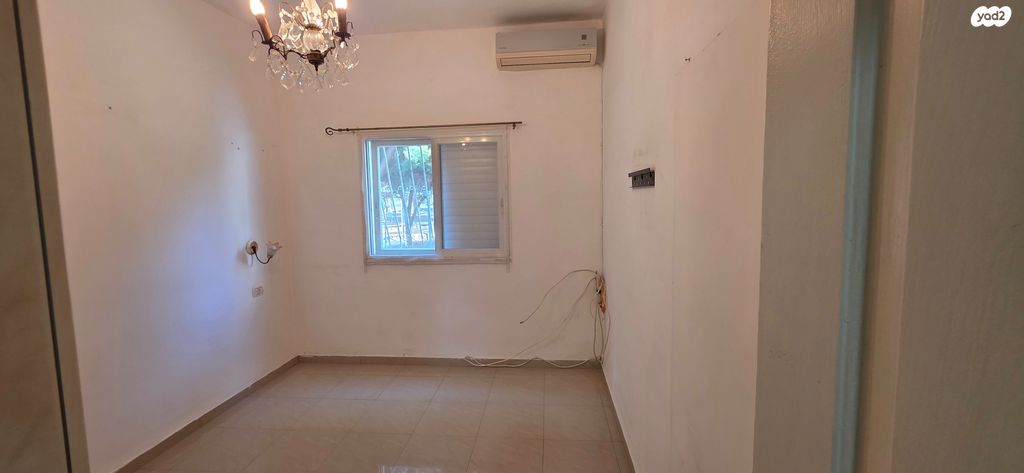 דירה, שלושת החיצים, קרית שלום, תל אביב יפו