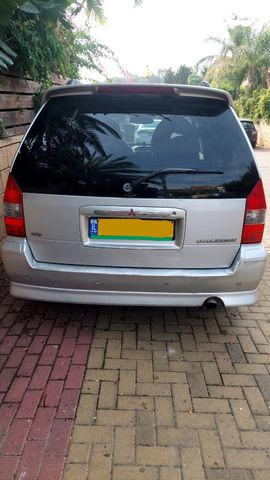 מיצובישי ספייס וואגן