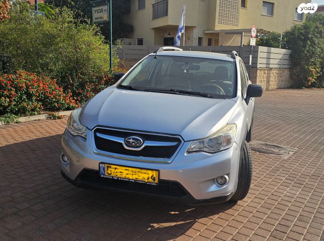 מודעת רכב סובארו XV