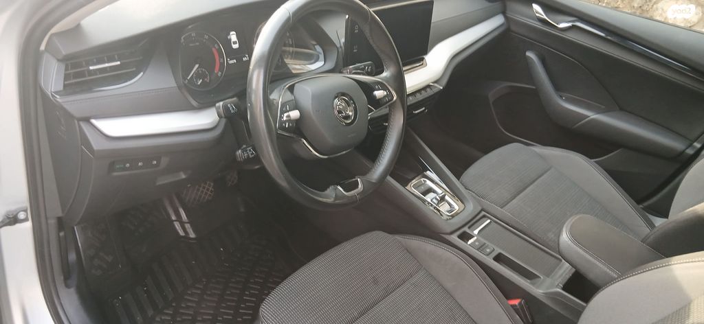 סקודה אוקטביה