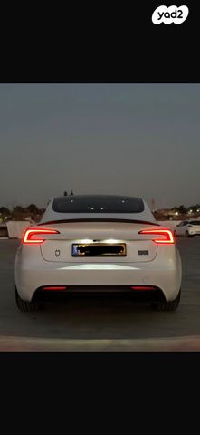 מודעת רכב טסלה מודל 3