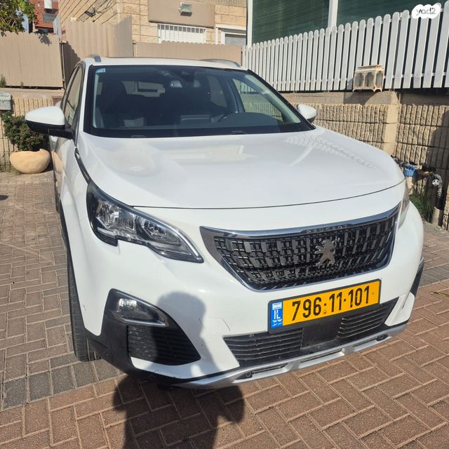 מודעת רכב פיג'ו 3008