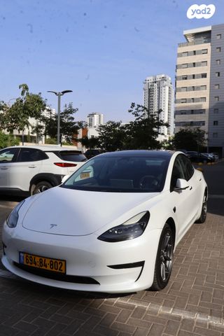 טסלה מודל 3