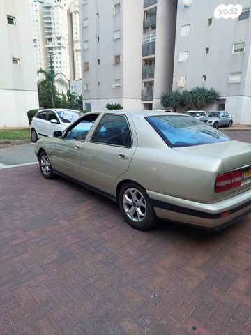 לנצ'יה קאפה