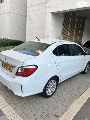 מיצובישי אטראז'