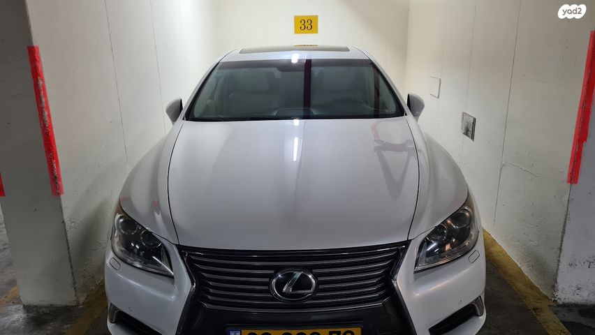 לקסוס LS