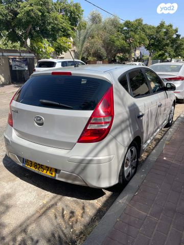 יונדאי i30