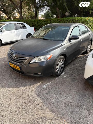 טויוטה קאמרי