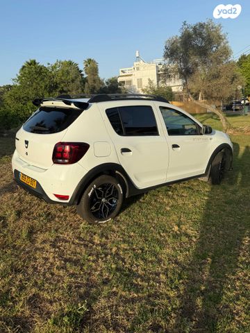 דאצ'יה סנדרו