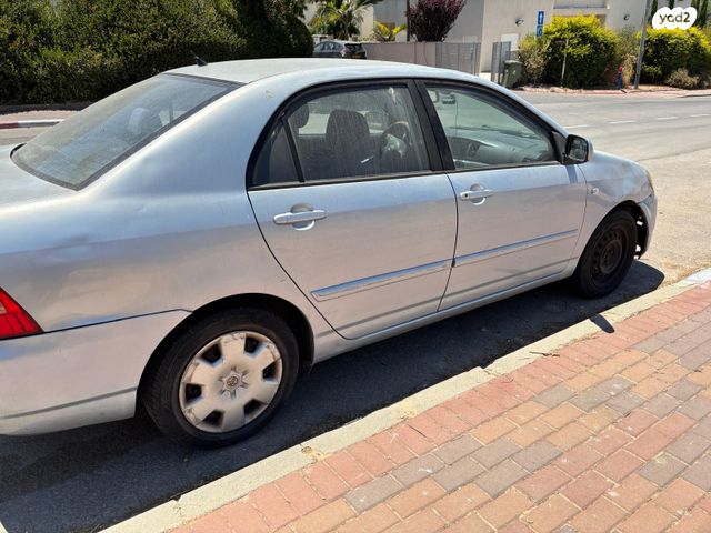 טויוטה קורולה