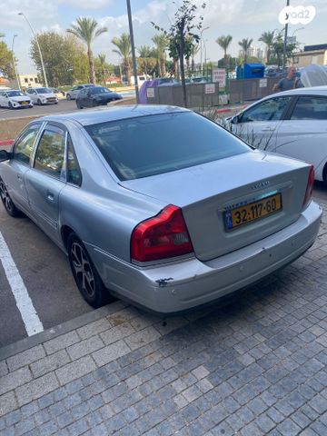 וולוו S80