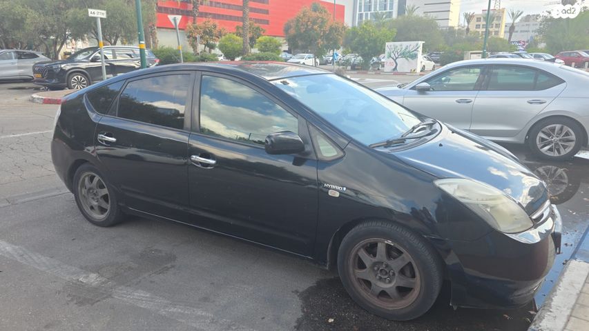 מודעת רכב טויוטה פריוס