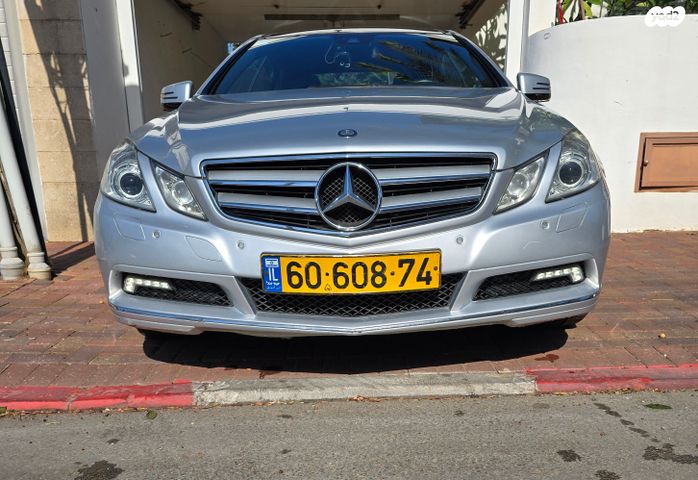 מודעת רכב מרצדס-בנץ E-class