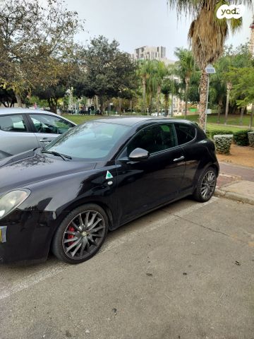 מודעת רכב אלפא רומיאו מיטו