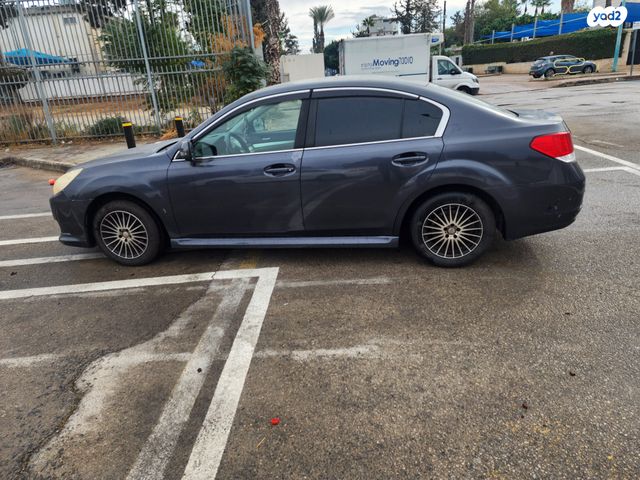 מודעת רכב סובארו B4/לגאסי