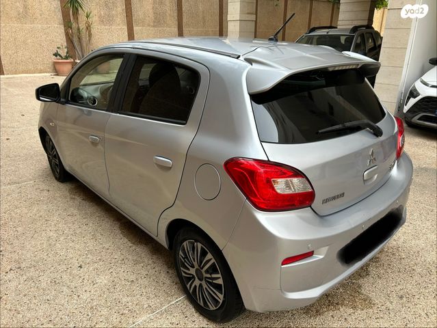 מיצובישי ספייס סטאר