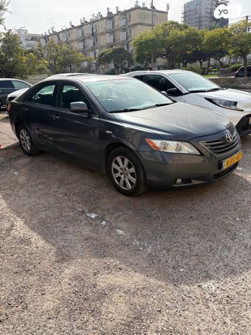 טויוטה קאמרי