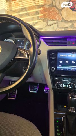 סקודה אוקטביה 