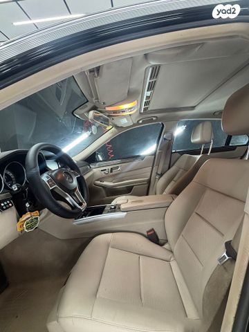 מודעת רכב מרצדס-בנץ E-class