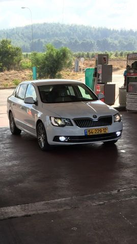 מודעת רכב סקודה סופרב