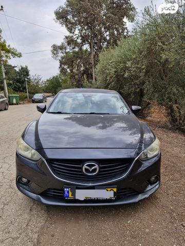 מודעת רכב מאזדה 6