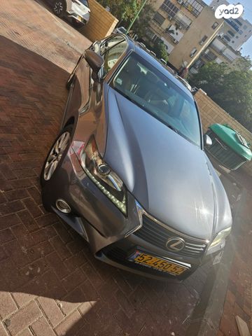 מודעת רכב לקסוס GS