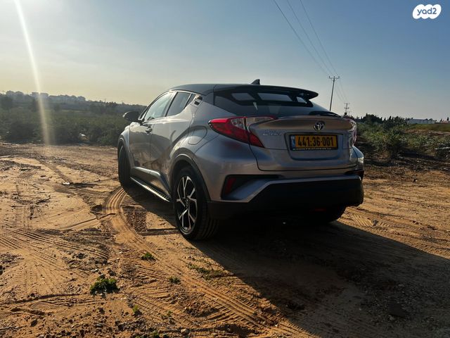טויוטה C-HR