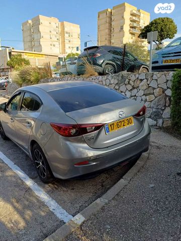 מאזדה 3