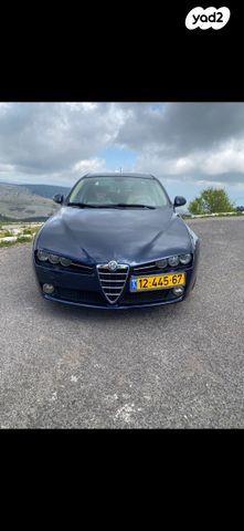 159 4X2 Elegante אוט׳ סדאן 4 דל 2.2 (185 כ״ס)