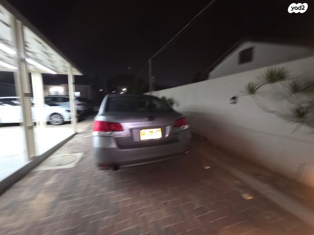 מודעת רכב סובארו B4/לגאסי