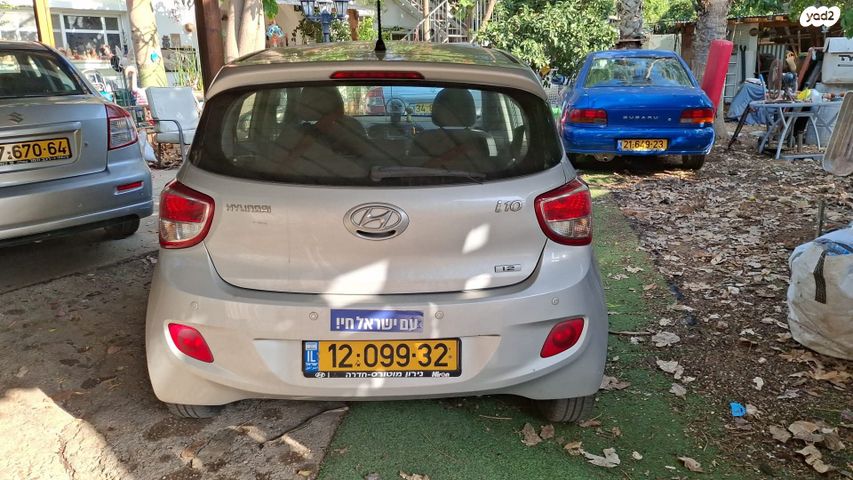 יונדאי i10
