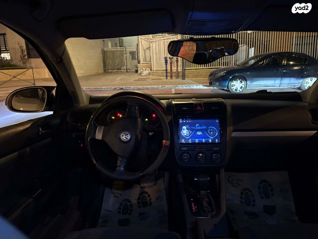 מודעת רכב פולקסווגן ג'טה