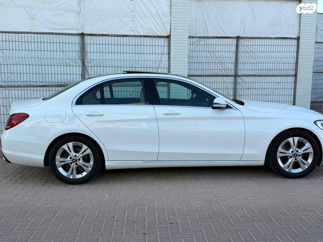 מודעת רכב מרצדס-בנץ C-class