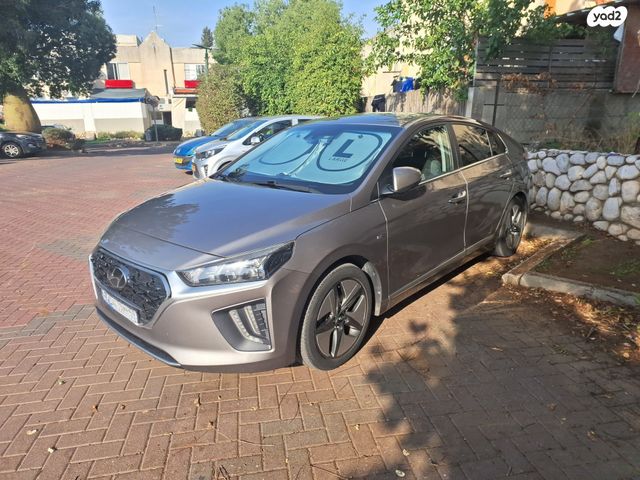 יונדאי איוניק